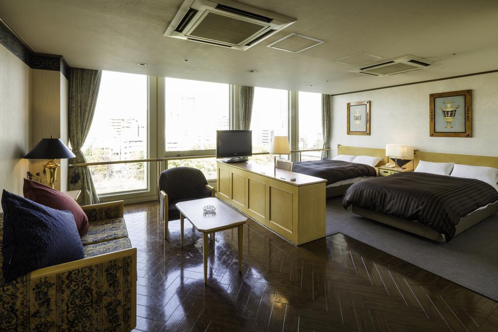 Hotel Osaka Castle Exteriör bild