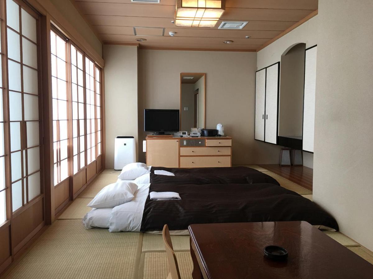Hotel Osaka Castle Exteriör bild